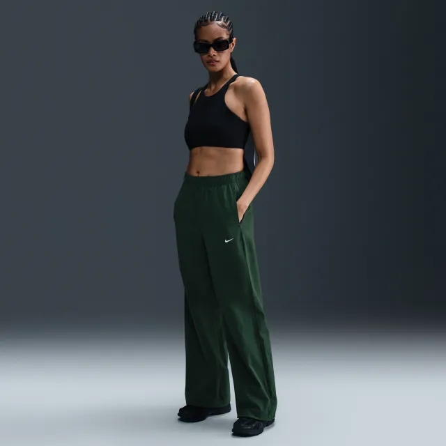 Nike Sportswear Women's Woven Trousers - Green