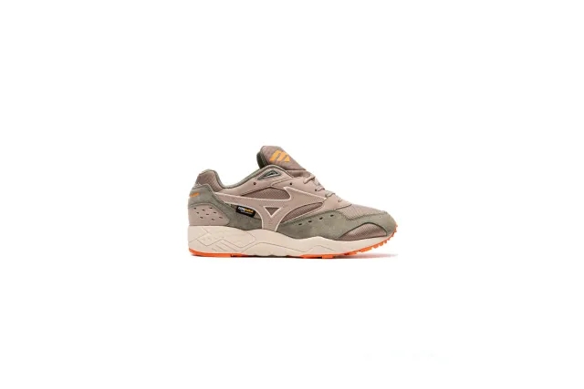 Mizuno CONTENDER