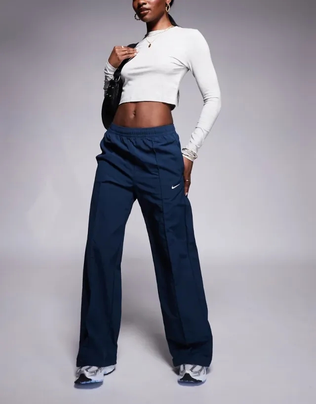 Nike Trend Woven Mid Rise Wide Leg Trousers In Navy