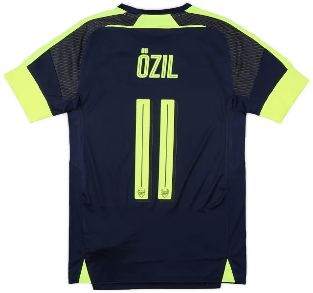 Puma 2016-17 Arsenal Third Shirt Ozil #11 (XS)