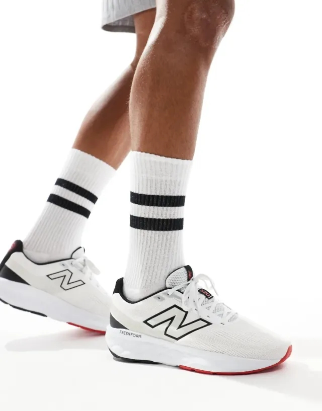 New Balance Fresh Foam 520 V9 Trainers