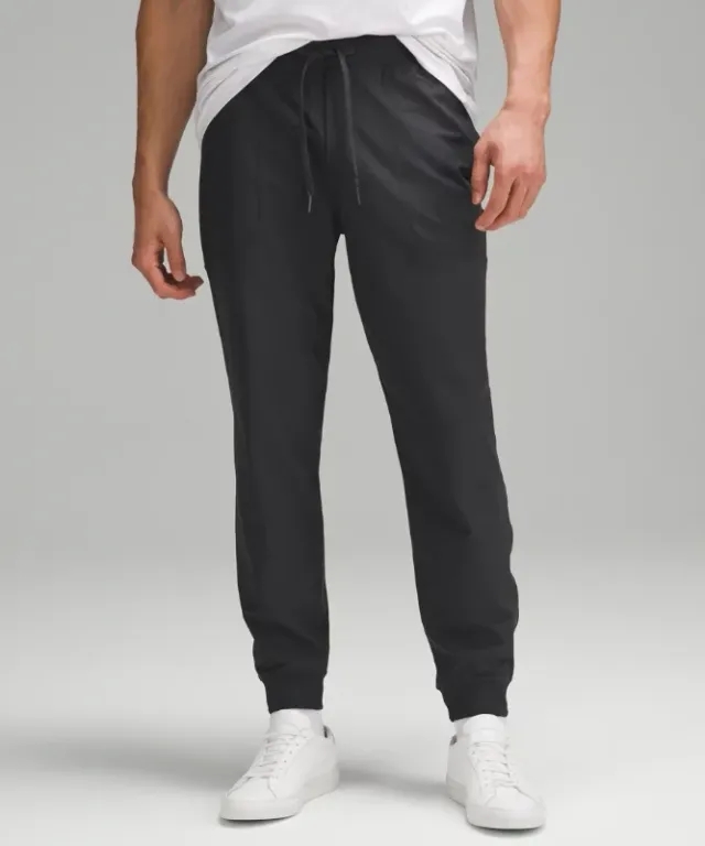 lululemon IE lululemon – Men's ABC Joggers Shorter – Color Black – Size 2XL