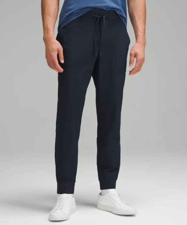 lululemon IE lululemon – Men's ABC Joggers Shorter – Color Blue – Size 2XL