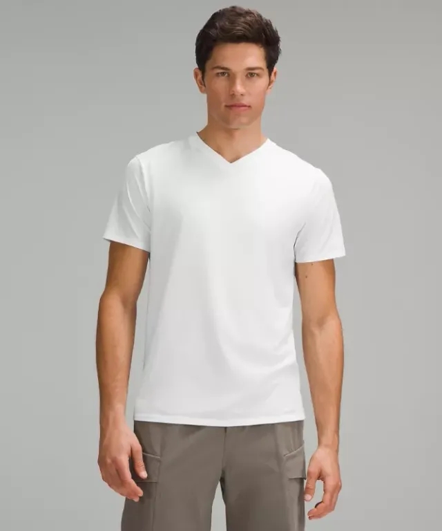 lululemon IE lululemon – Men's Fundamental V-Neck T-Shirt – Color White – Size XS