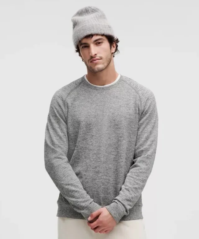 lululemon IE lululemon – Men's Engineered Warmth Long-Sleeve Crew Sweatshirt – Color Grey/Black – Size 2XL
