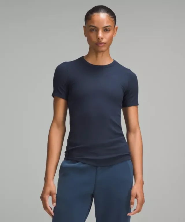 lululemon IE lululemon – Women's Hold Tight Short-Sleeve Shirt – Color Blue – Size 8