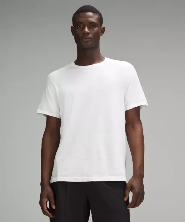 lululemon IE lululemon – Men's Metal Vent Tech Short-Sleeve Shirt – Color White – Size 2XL