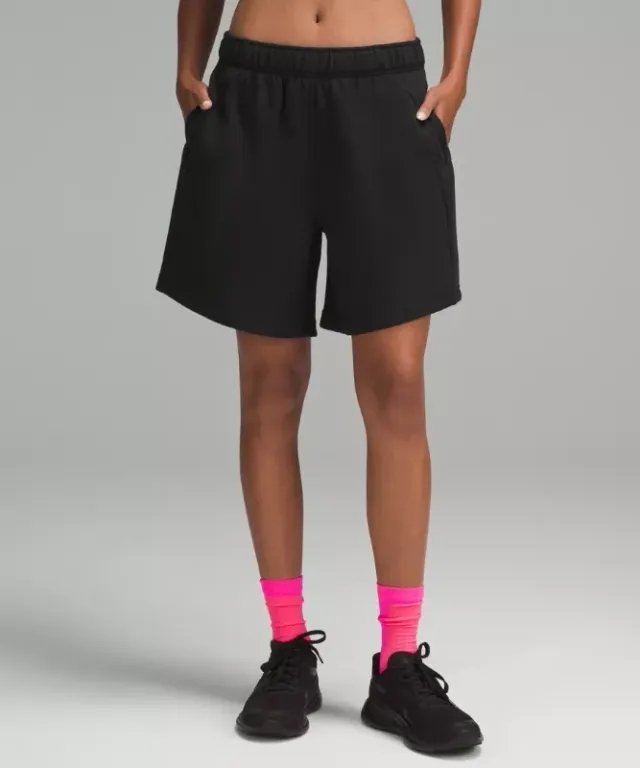 lululemon IE lululemon – Women's Scuba Mid-Rise Oversized Shorts – 7 – Color Black – Size XS