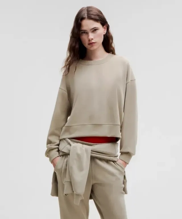 lululemon IE lululemon – Women's Softstreme Perfectly Oversized Cropped Crew Sweatshirt – Color White – Size 8