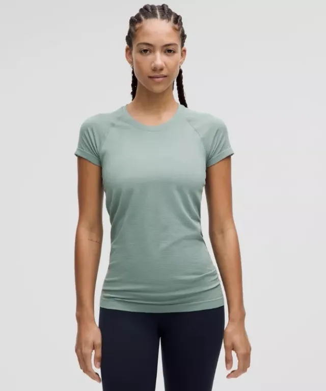 lululemon IE lululemon – Women's Swiftly Tech Short-Sleeve Shirt 2.0 Hip Length – Color Blue – Size 0