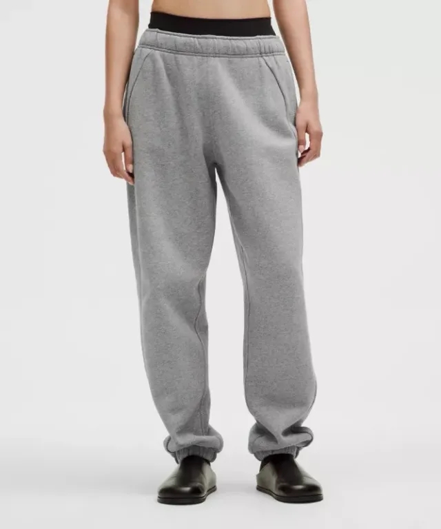 lululemon IE lululemon – Women's Scuba Mid-Rise Oversized Joggers Regular – Color Grey – Size 3XS