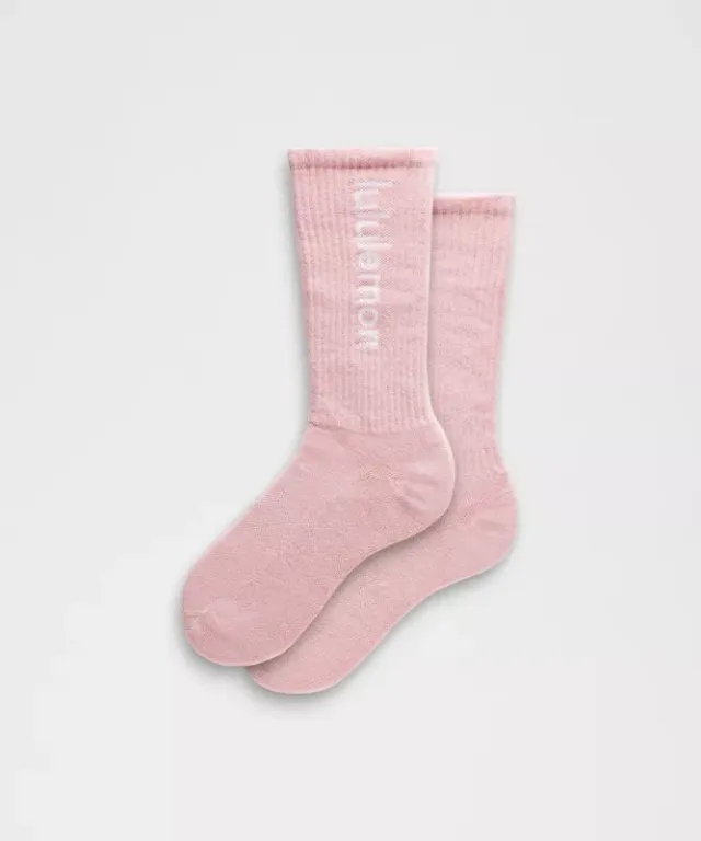 lululemon IE lululemon – Men's Unisex Daily Essential Crew Socks Wordmark – Color Pink/White – Size XL