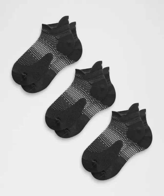 lululemon IE lululemon – Women's MacroPillow Tab Running Socks Medium Cushioning 3 Pack – Color Black/Silver – Size S