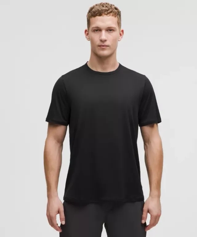 lululemon IE lululemon – Men's Mile Maker Run Crew Lightweight Short-Sleeve Shirt – Color Black – Size 2XL