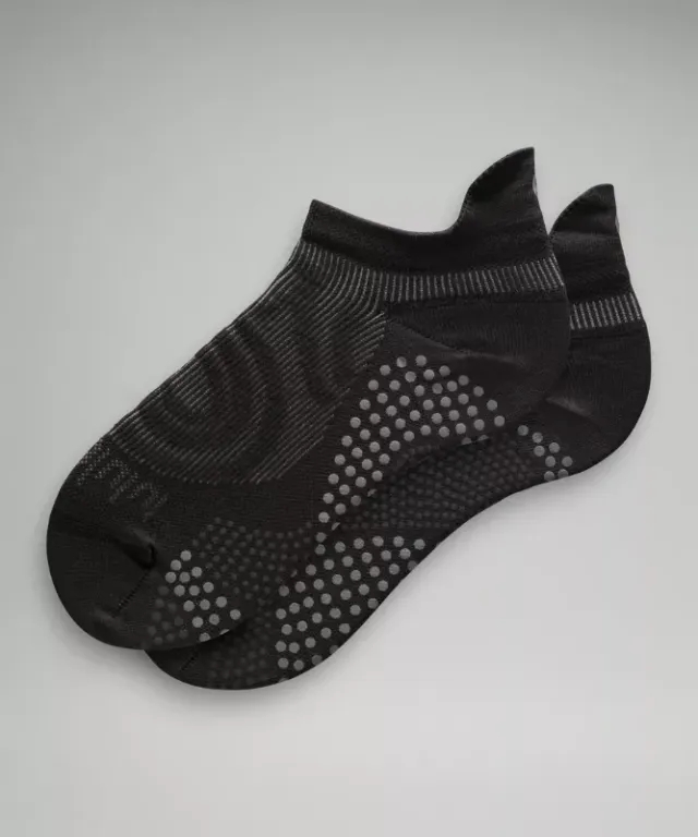 lululemon IE lululemon – Women's Find Your Balance Tab Socks – Color Black – Size L