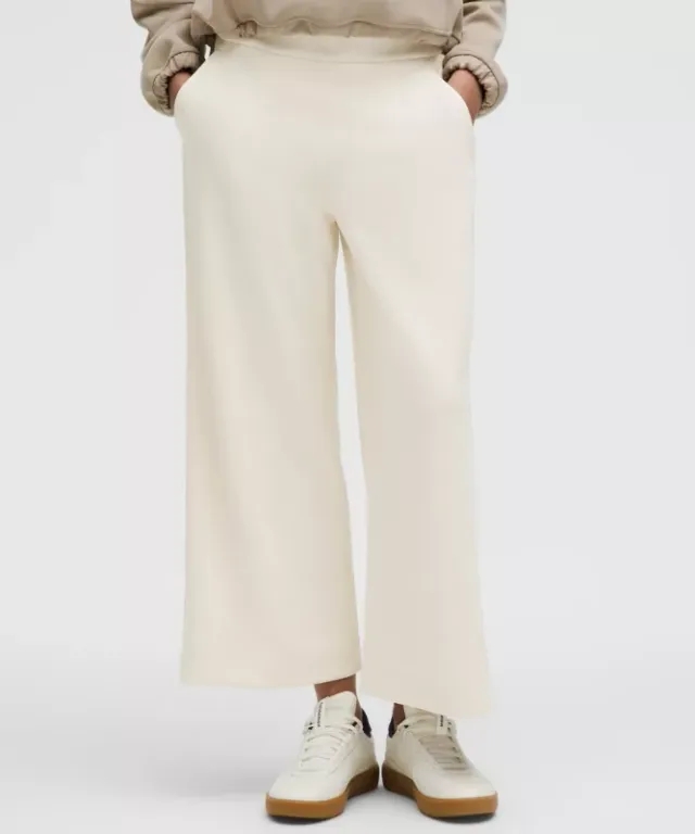 lululemon IE lululemon – Women's Softstreme High-Rise Wide-Leg Cropped Pants – Color White – Size 3XS