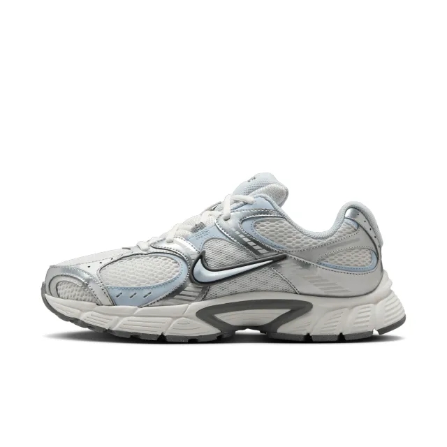 Nike V5 RNR Women's Shoes - White