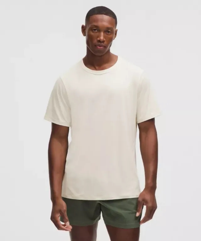 lululemon IE lululemon – Men's Mile Maker Run Crew Lightweight Short-Sleeve Shirt – Color White – Size M