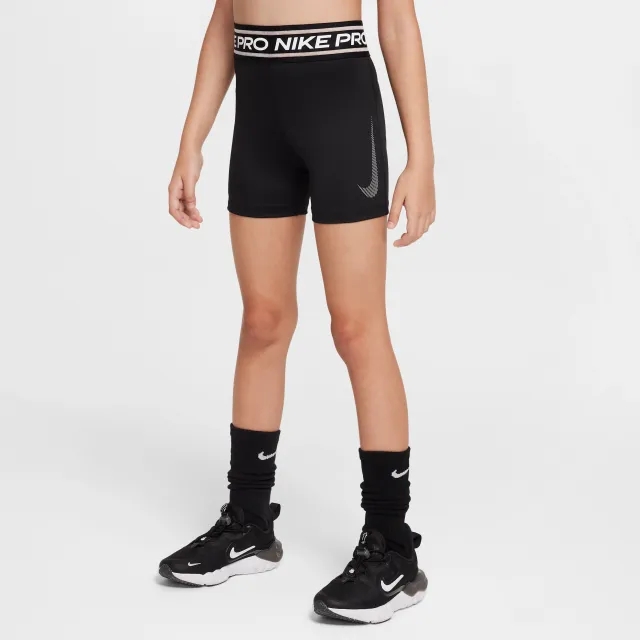 Nike Pro Girls' 7.5cm (approx.) Shorts - Black - Sustainable Materials