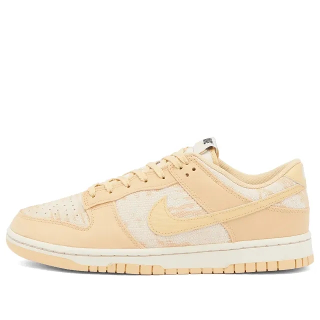 Nike Women's Dunk Lonn Uni W Sneaker Brown/Sesame/Red