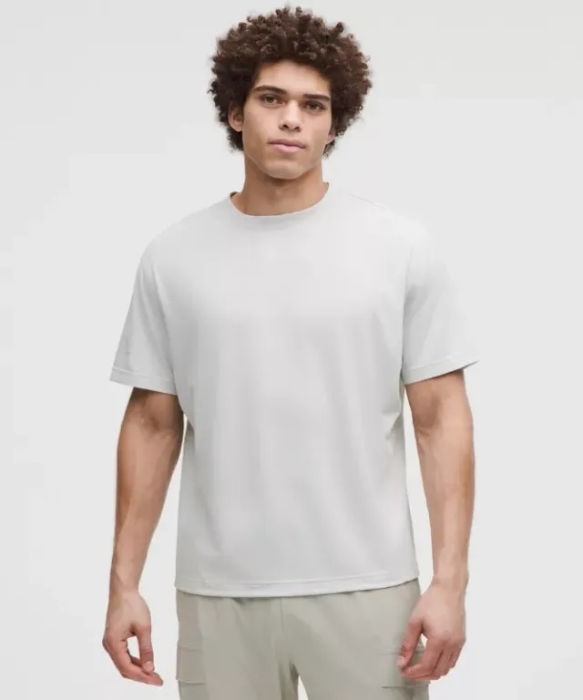 lululemon IE lululemon – Men's EasySet Training Short-Sleeve Shirt – Color White – Size 2XL