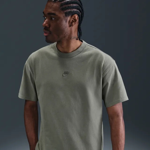 Nike Sportswear Premium Essentials Men's T-Shirt - Green - Cotton