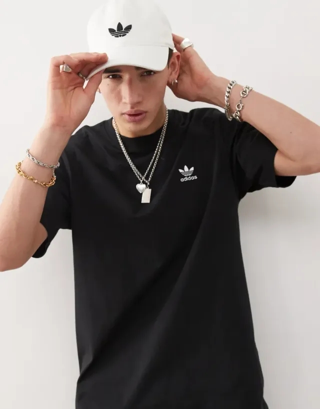 Adidas Originals Trefoil Essentials T-Shirt In Black