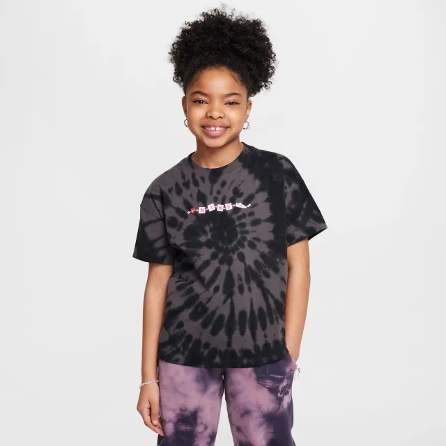 Nike Sportswear Older Kids' (Girls') T-Shirt - Black - Cotton