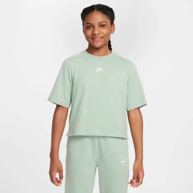 Nike Sportswear Older Kids' (Girls') Short-Sleeve Top - Green