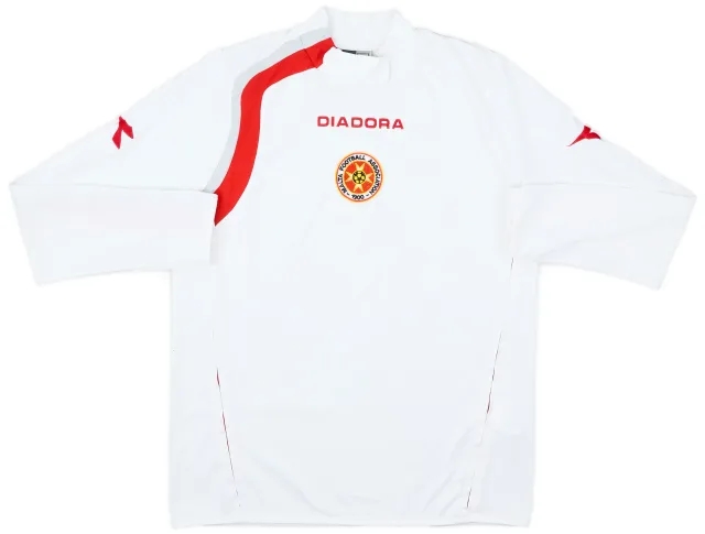 2006-07 Malta Away L/S Shirt - 8/10 - (M)
