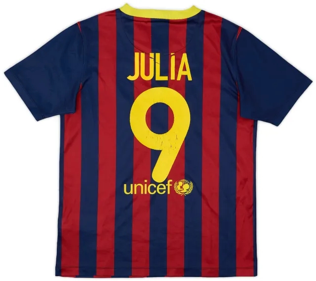 2013-14 Barcelona Basic Home Shirt Julia #9 - 6/10 - (L.Boys)
