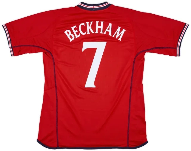 2002-04 England Away Shirt Beckham #7 (L)