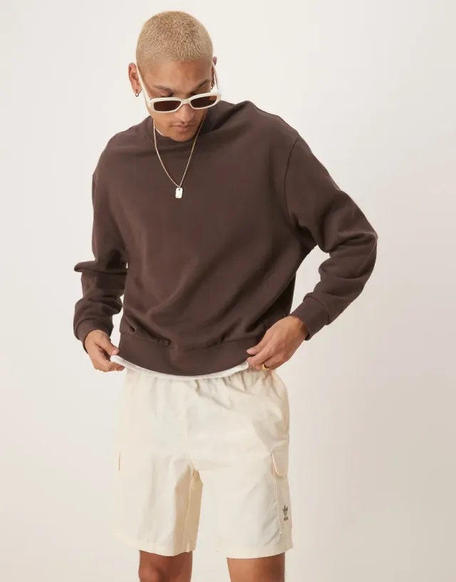 Adidas Originals Trefoil Essentials Cargo Shorts In Cream-White