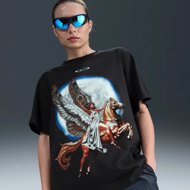 Nike Sportswear Essential Women's T-shirt - Black - Cotton