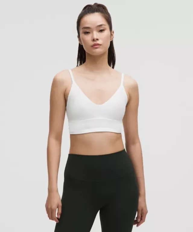 lululemon – Women's Focuser Scoop-Neck Sports Bra Light Support, A/B Cup – Color White – Size M
