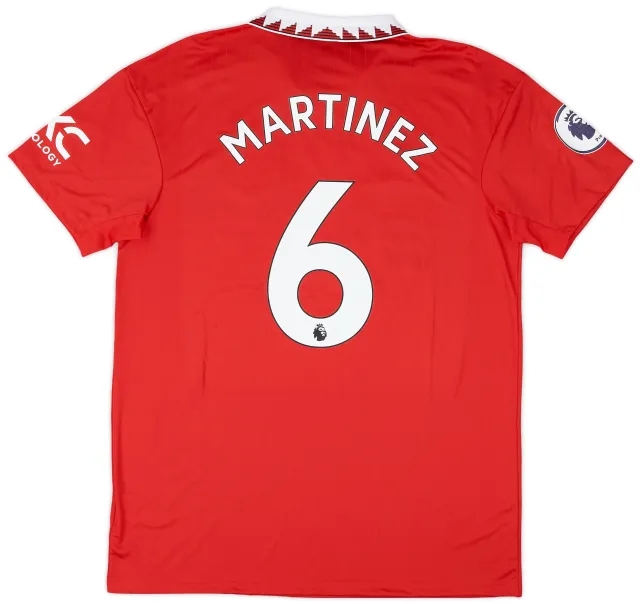 2022-23 Manchester United Home Shirt Martinez #6 (L)