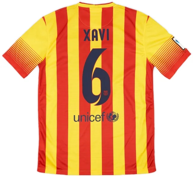 2013-15 Barcelona Away Shirt Xavi #6 (M)
