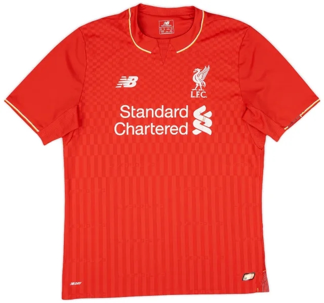 2015-16 Liverpool Home Shirt - 4/10 - (M)