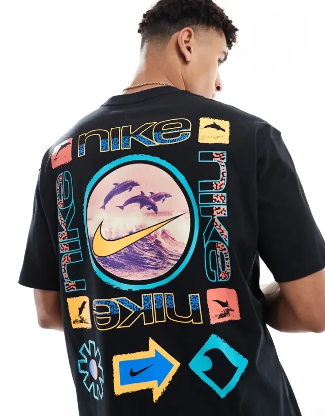 Nike Dolphin Back Graphic T-Shirt - Black - Mens