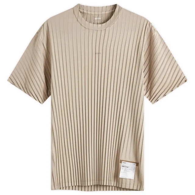 Satisfy Men's AuraLite™ Pleated T-Shirt Mineral Dune