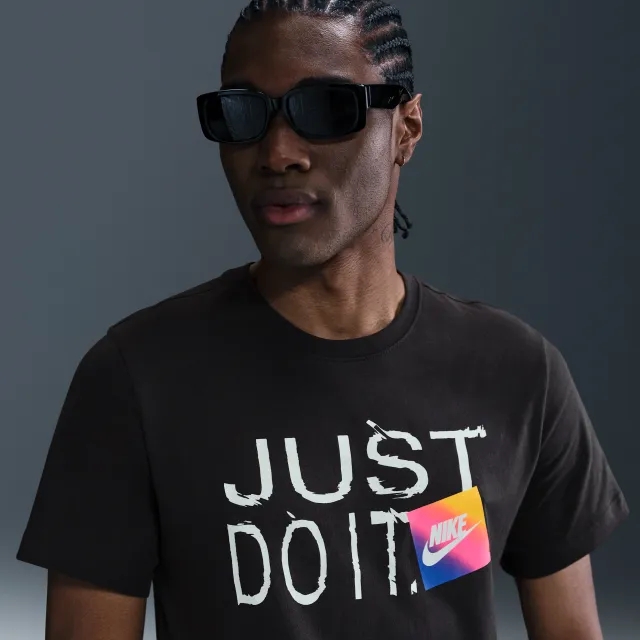 Nike Sportswear Men's T-Shirt - Black - Cotton/Polyester