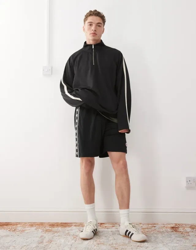 Champion Bermuda Shorts In Black