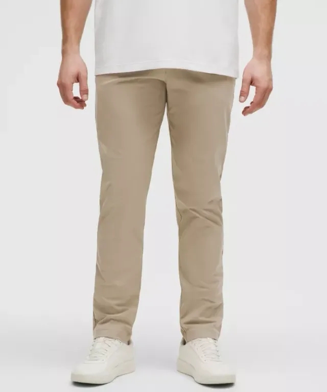 lululemon – Men's ABC Classic-Fit Trousers 30L Smooth Twill – Color Brown – Size 28