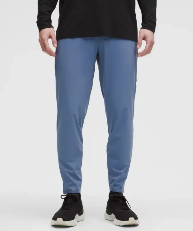 lululemon – Men's Pace Breaker Trousers Regular – Color Blue – Size L