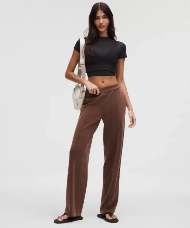 lululemon – Women's Softstreme Pintuck Mid-Rise Pants Regular – Color Brown – Size L