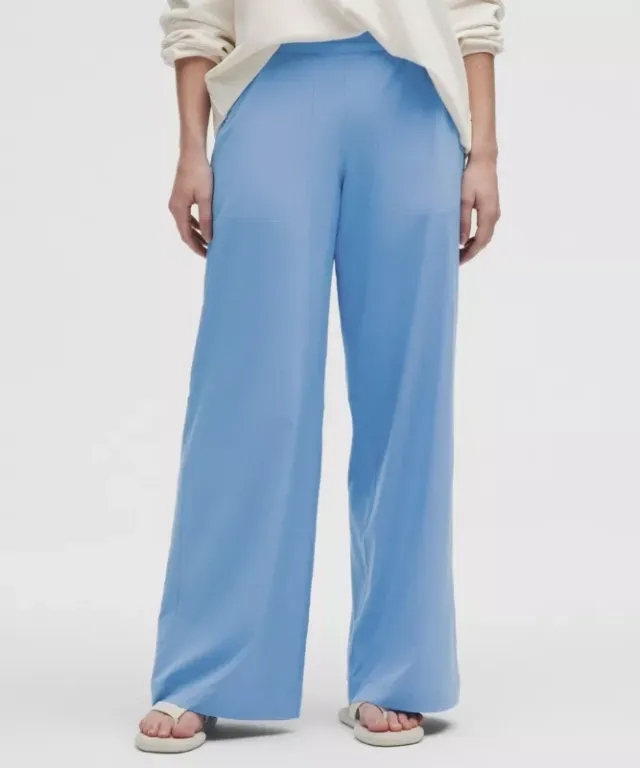 lululemon – Women's Swift Mid-Rise Wide-Leg Pants – Color Blue – Size 0