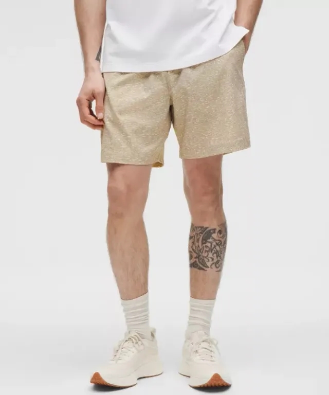 lululemon – Men's ABC Pull-On Shorts – 7" – Size L
