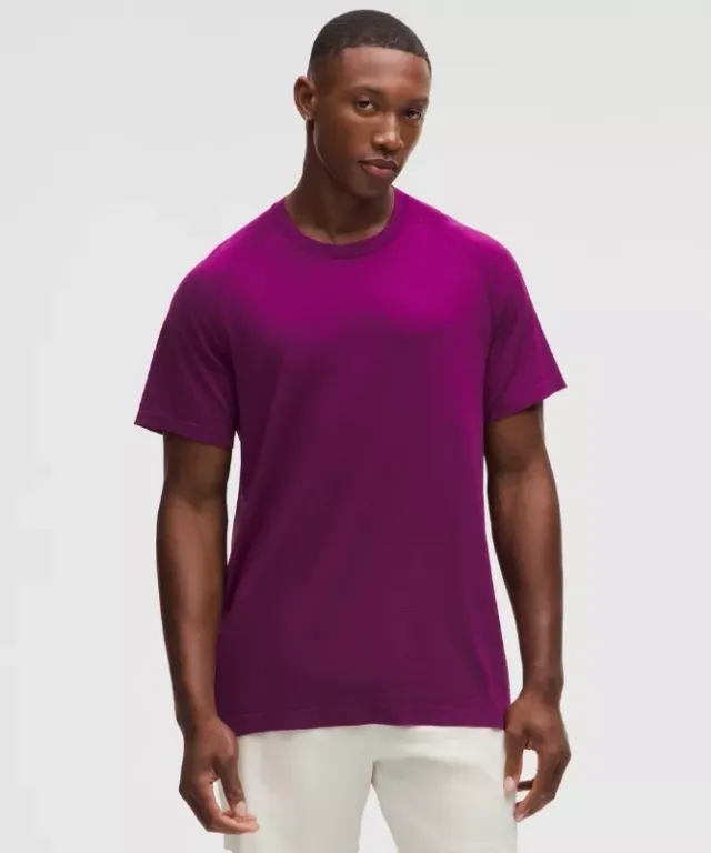lululemon – Men's Metal Vent Tech Short-Sleeve Shirt – Size L
