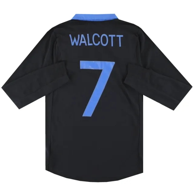 2011-12 England Umbro Away Shirt Walcott #7 L/S M - England / Excellent / Medium