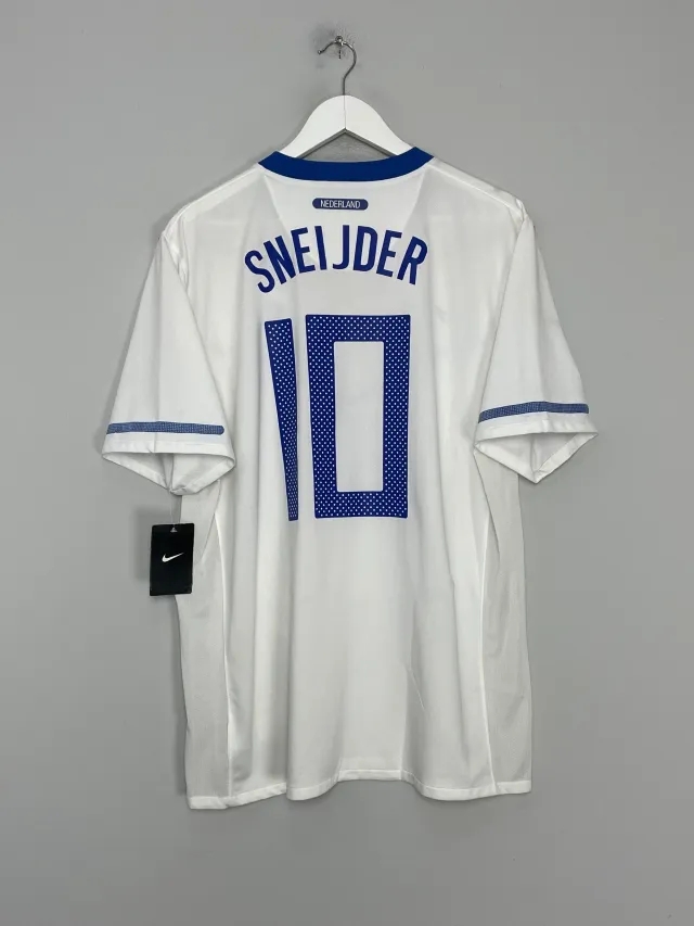 CULT KITS - 2010/11 USA HOME SHIRT (S) NIKE